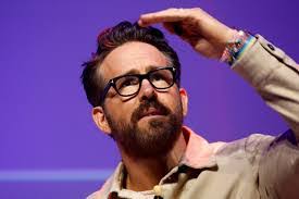 Daniel Kenward's Instagram, Twitter & Facebook