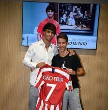 Joao felix sequeira professionally known as joao felix is a portuguese professional football player. Joao Felix Torna Se Um Verdadeiro Colchonero Ao Lado Da Familia A Ferver Vidas