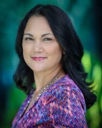 Cynthia Bencomo's Instagram, Twitter & Facebook