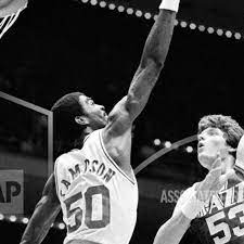 Mark eaton — ist der name folgender personen: 9uv9 Vknd Vxem