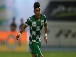 تزوج على مدار حياته ثلاث مرات، أنجب خلالها الممثل أشرف سيف و ناصر سيف وإيمان وإيناس.وزوجته الفنانة ألفت سكر. Ù…Ù†Ø§ÙØ³Ø© Ø¨ÙŠÙ† ØªÙˆØªÙ†Ù‡Ø§Ù… ÙˆÙ„ÙŠØ³ØªØ± Ø³ÙŠØªÙŠ Ù„Ø¶Ù… Ù…Ù‡Ø§Ø¬Ù… Ù…ØµØ± Ù„Ù„Ø´Ø¨Ø§Ø¨ Ù…ØµØ±Ø§ÙˆÙ‰
