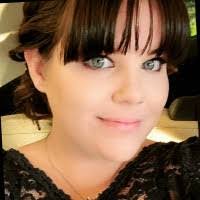 Sarah Enquist's Instagram, Twitter & Facebook