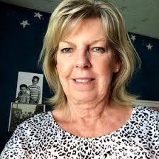 Carol Ratcliff's Instagram, Twitter & Facebook