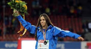 Check spelling or type a new query. H Katerina Stefanidh Dielyse To Panellhnio Rekor Kai Ekane Thn 4h Kalyterh Epidosh Olwn Twn Epoxwn