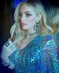 🔹🪐Niveles🪐🔹 Stylist & Coordinator/ @edgar.style ✨ @jtiagovisuals ✨  @makeupbyadrielortiz ✨ @trendsbytrends_ ✨ @maxabrand ✨ @charlielapson✨  @labo_puertorico ✨ #work #wegoup #photoshoot #beauty #latina #tvhost  #projects #newera #euphoriavibes