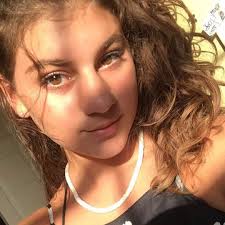 Stream Anna Primavera music