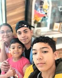 Luis Calles (@eduardodinojr) • Instagram photos and videos