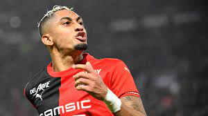 Raphinha ligue 1 the premier league new boys are in the market for another frontman before monday's deadline, with that search leading them to ligue 1 ambitious premier league new boys leeds have. Raphinha Joins Leeds In 17m Transfer From Rennes And Says Premier League Move Is A Dream Come True Goal Com