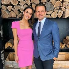 He used to date ben, the television spokesman for fox sports. Abbey Gelmi Bio Age Height Parents Husband Net Worth Salary Fox
