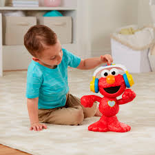The kidsongs kids are dancing kids doing the jive and twist to classic rock & roll songs blue suede shoes and at the hop, learning to dance the hokey poke. Sesame Street Let S Dance Elmo 12 Inch Elmo Toy That Sings And Dances Walmart Com Walmart Com