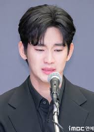 Entertainment blogger Truong Tieu Han reveals shocking details about Diep  Kha, Huynh Xiaoming's ex. After a mental breakdown, she faced a potential  miscarriage. Meanwhile, Xiaoming deals with public backlash, forcing his  project