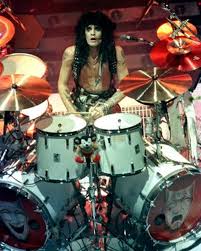 Pin On 3 Tommy Lee 3