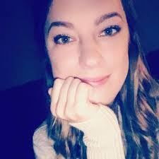 Amber Pitre's Instagram, Twitter & Facebook