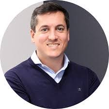 Joan Luis's Instagram, Twitter & Facebook