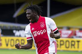 Lassina traore scored five goals as ajax shrugged off their midweek champions league defeat by liverpool to move. Ajax Schrijft Bij Dramatisch Vvv Historie Met Grootste Zege Ooit Voetbal International