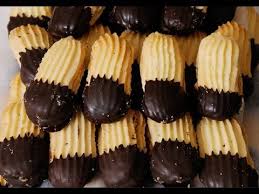 Recette Samira Tv بوتي فور Petit Four Middle Eastern Sweets Desserts Sweets