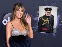 #princeandrew #ghislainemaxwell #jeffreyepsteindelayed family holiday to party with jeffrey epstein ghislaine maxwell has been arressted by the fbi. Heidi Klum Feierte Wild Mit Prinz Andrew Nun Spricht Ihr Vater Watson