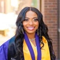 Kristin Knowles's Instagram, Twitter & Facebook