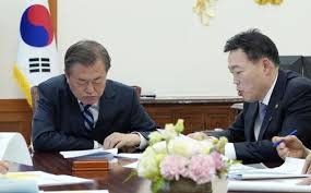 서민 단국대 의대 교수가 26일 김오수 검찰총장 후보자 인사청문회에서 검찰의 잘못된 관행을 타파하고 살아있는 권력을 수사하는 게 검찰. ê¹€ì˜¤ìˆ˜ ê²€ì°°ì´ìž¥ í›„ë³´ìž ì •ì¹˜ ì¤'ë¦½ ì˜ì§€ ì² ì €ížˆ ê²€ì¦í•´ì•¼