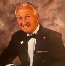 Bernard Reinhart's Instagram, Twitter & Facebook