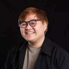 Caleb Foss's Instagram, Twitter & Facebook