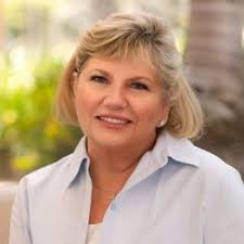 Star Rating and Reviews for Lori Dwight