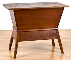 If you've ever made bread, how much flour did your in practically all the colonies, dough tables and bins were essential items of kitchen equipment. Pennsylvania Pine Dough Box Table Sold At Auction On 29th August Bidsquare
