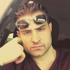 Chris Veith's Instagram, Twitter & Facebook