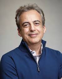 Patrick Lavalle's Instagram, Twitter & Facebook