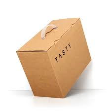 Box with cardboard handle makes your effort less in carrying. Customized Carved High Quality Kraft Paper Strengthen Corrugated Carton Transport Delivery Box With Plastic Handle China Paper Box Cardboard Box Made In China Com