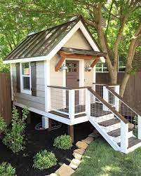 It will look excellent in any outdoor space and has wide windows that allow plenty of natural sunlight and breezes. 22 Kids Playhouse Ideas Outdoor Playhouse Plans