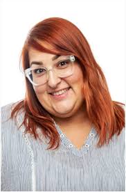 Full and rounded hairstyle gives a classy appearance. 55 Best Short Hairstyles For Overweight Over 50 2020 Latest Plus Size Tips