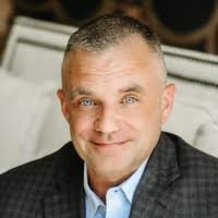 Lance Bartlett's Instagram, Twitter & Facebook