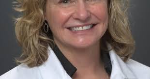 Andrea Hildebrand's Instagram, Twitter & Facebook