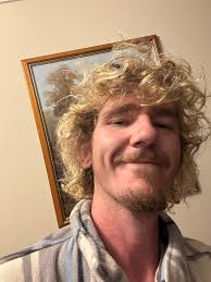 Morning glory 🤠 Surely there's more than one person from bloody Sydney  around?????? Instagram: shane_k_cooper