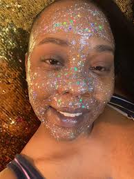 Kasi Marei has created a YouTube Channel, dedicated to showing women of  color how to properly care for their hair. Her focus is REGROWTH. She is  PHAMILY & will feature PHC. Please