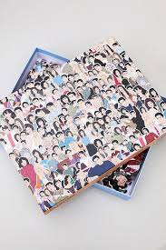Jigsaw puzzles are a great way to pass the time with family and friends while keeping your brain agile. Friends Jigsaw Puzzle Jigsaw Puzzles 500 Piece Puzzles Puzzle