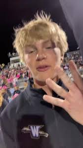 senior stunt group🤝@addi @averyy🔆 @Cache Connelly #cheer #fnl #senioryear  #fyp #utah