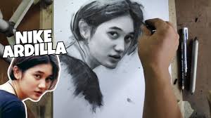 Sketsa Wajah Nike Ardilla Menggunakan Arang Youtube