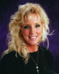 Jill Layne's Instagram, Twitter & Facebook