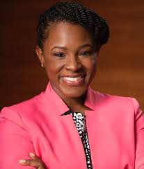 Bobbie Porter's Instagram, Twitter & Facebook