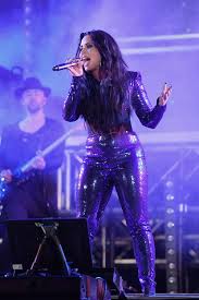 Demi Lovato Photos Photos Fontainebleau Miami Beach Rings In 2018 Poolside With Demi Lovato And Kygo Demi Lovato Albums Demi Lovato Demi