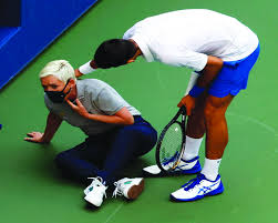 Roger federer's imaginary line rule + running plays. No Whack