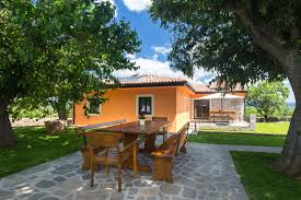 The space simple cottage for rent on filtvet, great location close to beach, shop and villa malla. Holiday House Villa Malla Swimming Pool Hauser Zur Miete In Vrh Primorje Gorski Kotar Kroatien
