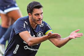 Campeão continental, nacional e estadual, o atlético é a grande paixão do povo mineiro. Lamentando Empate Com Crb Al Lucas Siqueira Muda Foco Para Atletico Mg Jogo De Erro Zero Remo 100