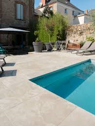 Travertin Light Mixte Cupa Stone Pour Un Beau Projet De Terrasse Avec Piscine A Avec B Terrasse Terrasse Bauen Pool