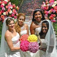 Four Weddings Season 10 Beloved Tlc Series Returns With Two Hour Episodes Tlc Tv Shows Glam Wedding Bride