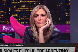 Maybe you would like to learn more about one of these? El Sorprendente Llanto De Viviana Canosa Por Las Victimas Del Coronavirus Todos Perdimos A Alguien La Nacion