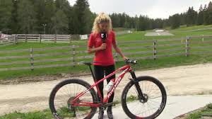 Jolanda neff is perhaps one of the most astronomical young talents that the sport of mountain bike jolanda neff (born 5 january 1993) is a swiss cyclist, who currently rides for trek factory racing in. Auf Diesem Hightech Bike Wurde Jolanda Neff Weltmeisterin Der Bund