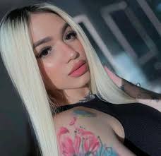 Manuela Sola in people